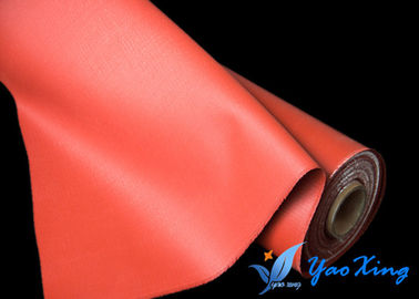 赤いシリコーン ゴムは適用範囲が広い膨張継手のためのガラス繊維の生地に塗った