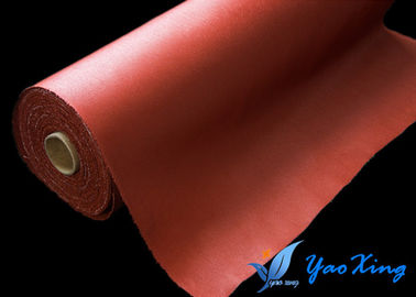 耐火性およびWaterprofのシリコーン ゴムは赤い色でガラス繊維の生地に塗った